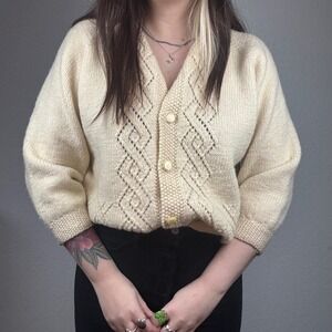 Vintage Wool Cottagecore Grannycore Cream Cable Knit V Button Front Cardigan